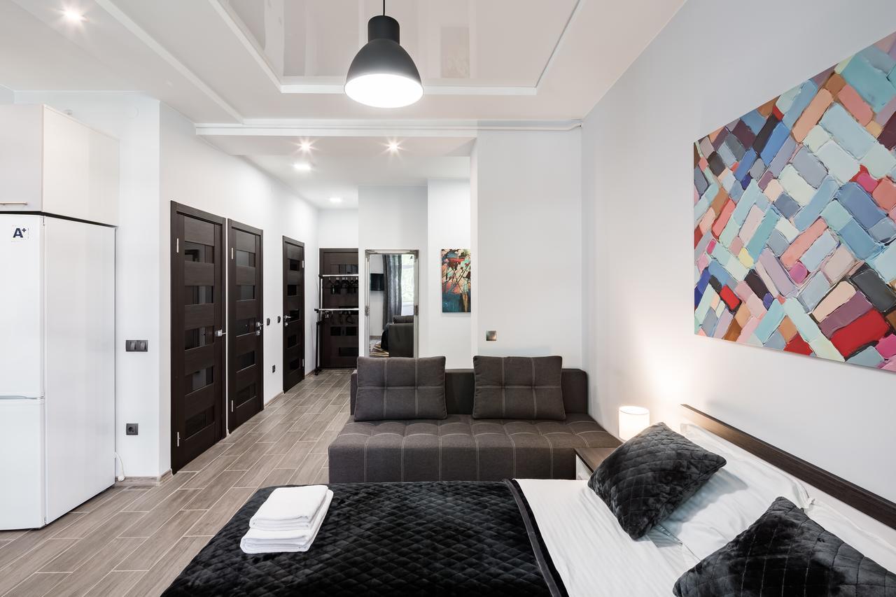 New Studio With Balcony ลวีฟ ภายนอก รูปภาพ